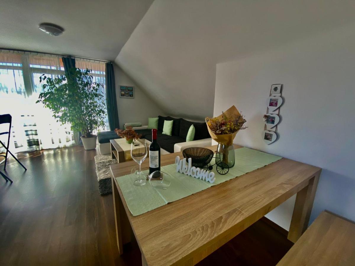 Munkacsy Apartmanok バラトンフェニヴェシュ エクステリア 写真